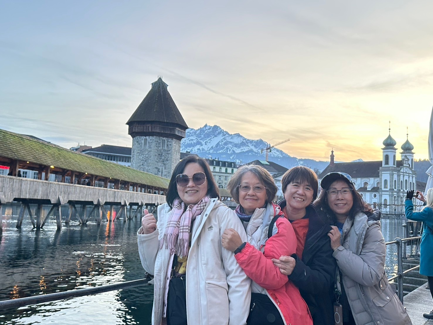 LINE_ALBUM_20241217_241226_2